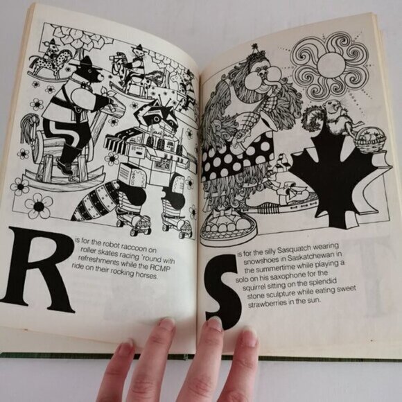 1982 Canadian Alphabet and Counting Book Illustrated Learning Read Along - Picture 8 of 10
